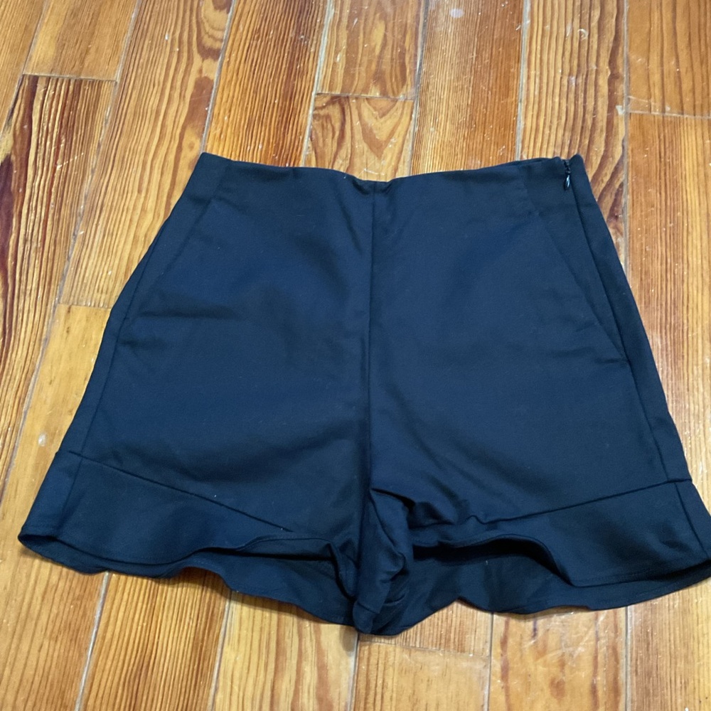 Zara Classic Black Women's Shorts